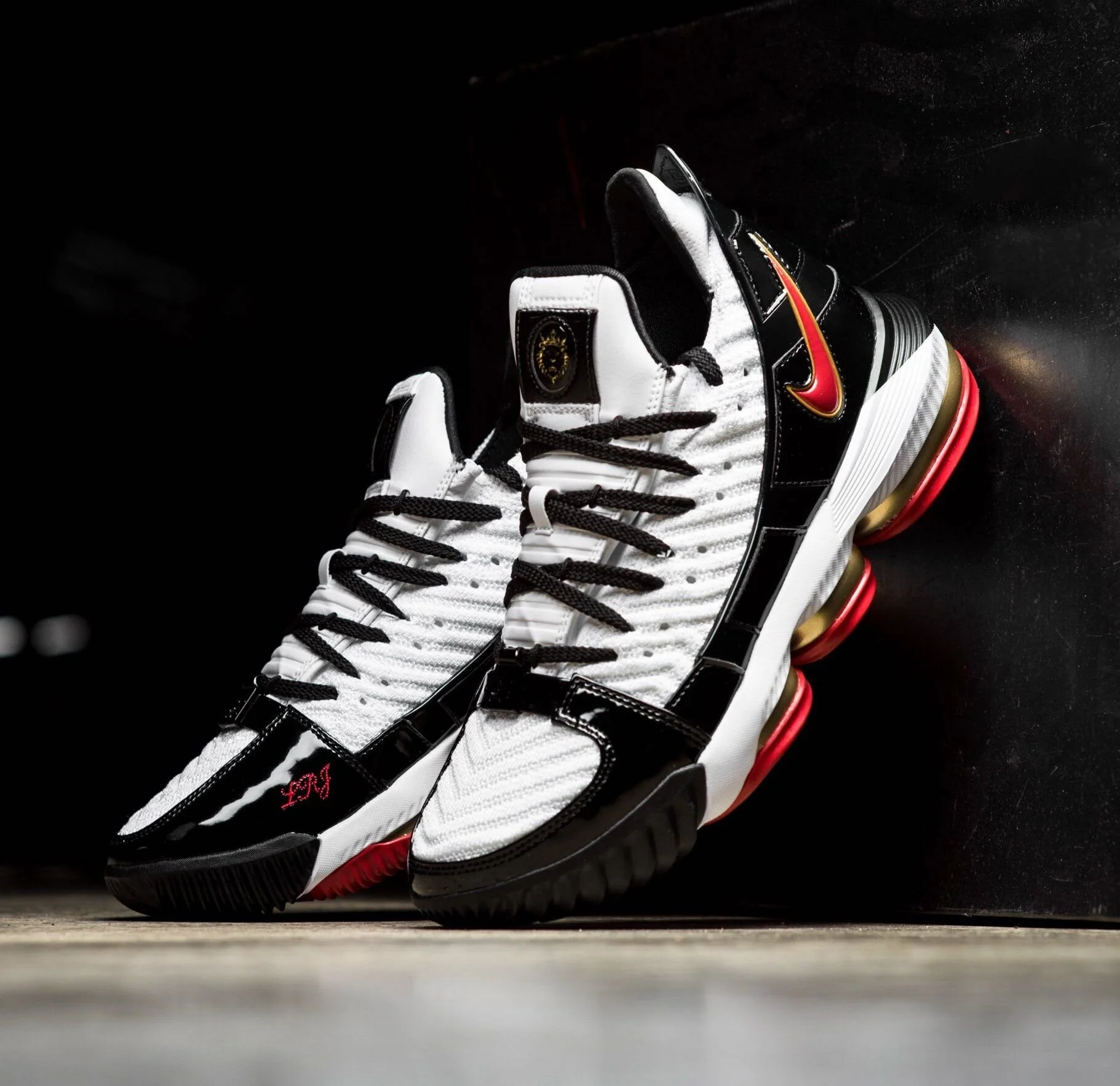 The Nike LeBron 16 Remix Is On Sale For 93.75 Kicks Under Cost